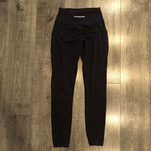 Alphalete Surface Pocket Legging